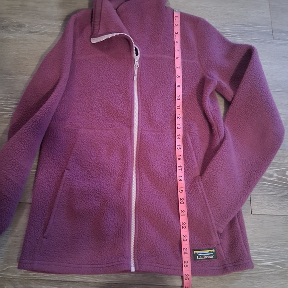 L.L. Bean Plum Fleece Jacket - Picture 2 of 6